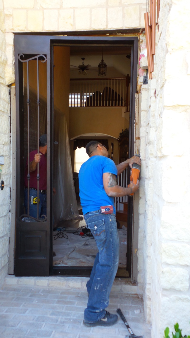 2014-05-03 INSTALL IRON DOOR11.jpg